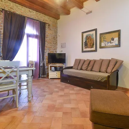 In With Outdoor Swimming Pool Holiday home Partinico